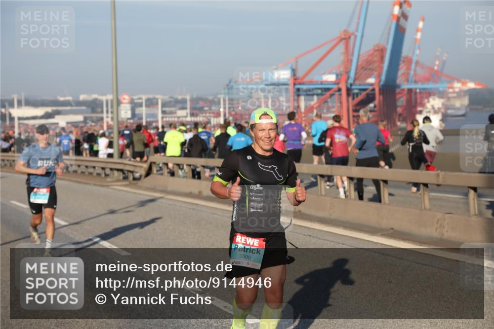 03.10.2025 - Köhlbrandbrückenlauf Yannick Fuchs http://msf.ph/oto/9144946 03.10.2025 08:33:52 Position 2 3609 meine-sportfotos.de