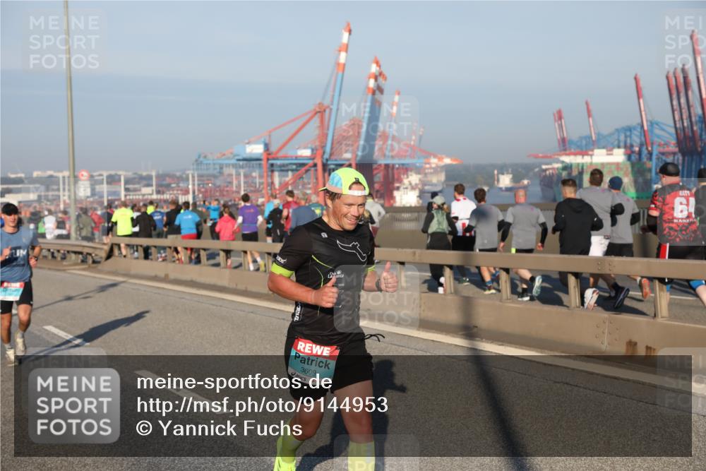 03.10.2025 - Köhlbrandbrückenlauf Yannick Fuchs http://msf.ph/oto/9144953 03.10.2025 08:33:53 Position 2 3609, 6 meine-sportfotos.de
