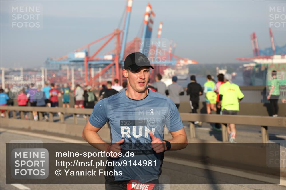 03.10.2025 - Köhlbrandbrückenlauf Yannick Fuchs http://msf.ph/oto/9144981 03.10.2025 08:33:56 Position 2 2024 meine-sportfotos.de