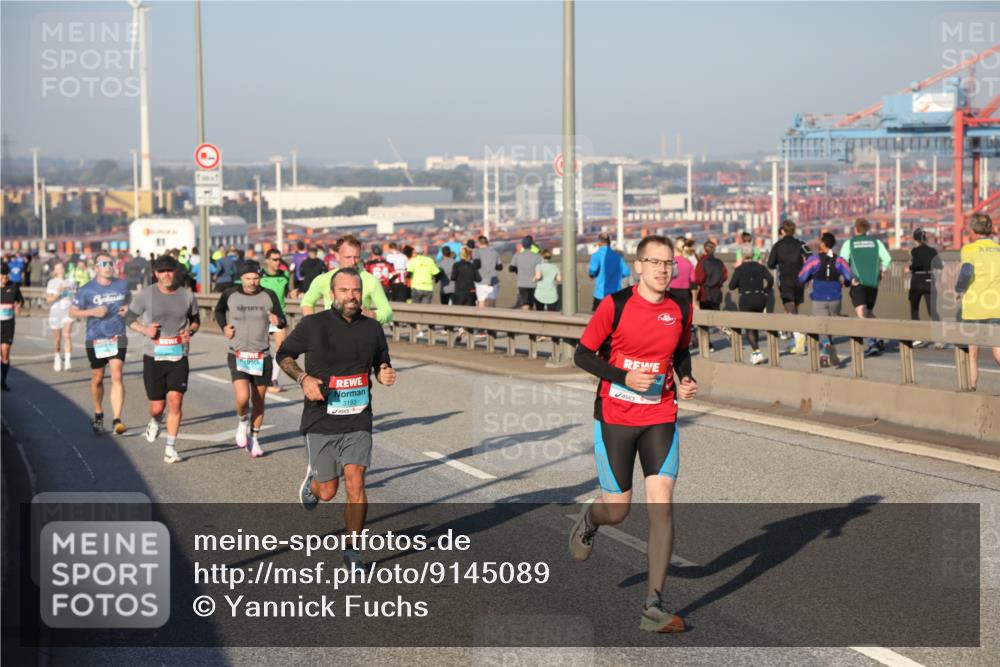 03.10.2025 - Köhlbrandbrückenlauf Yannick Fuchs http://msf.ph/oto/9145089 03.10.2025 08:34:08 Position 2 3193 meine-sportfotos.de
