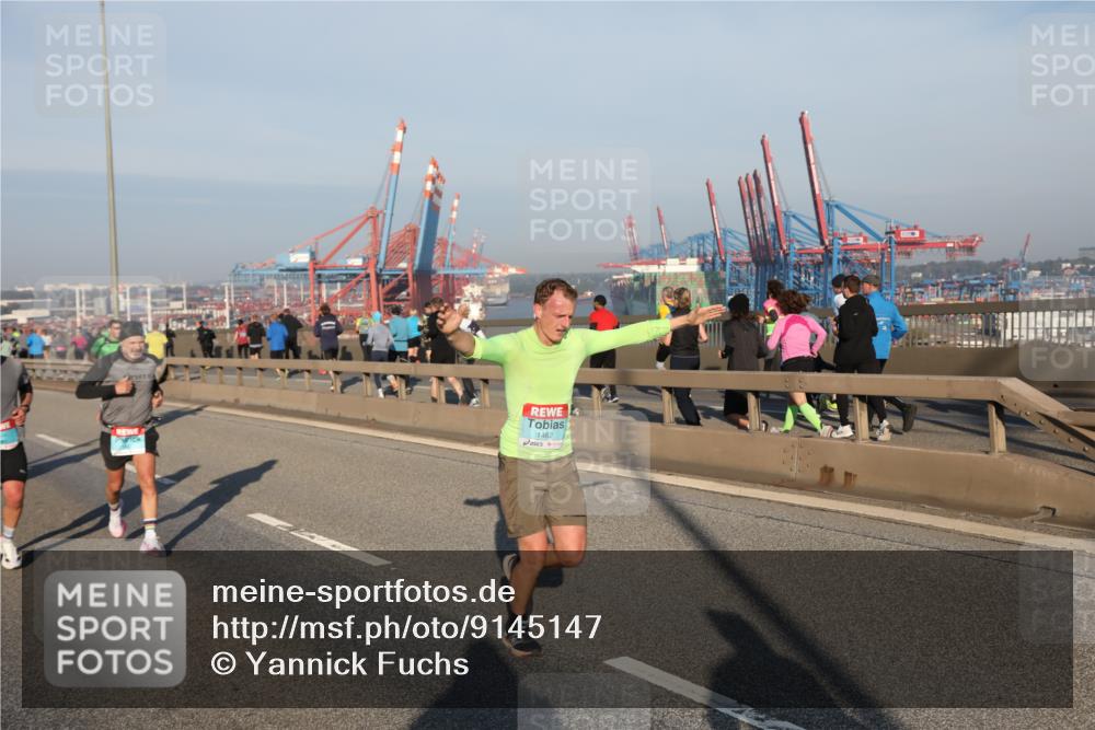 03.10.2025 - Köhlbrandbrückenlauf Yannick Fuchs http://msf.ph/oto/9145147 03.10.2025 08:34:13 Position 2 2, 1462 meine-sportfotos.de