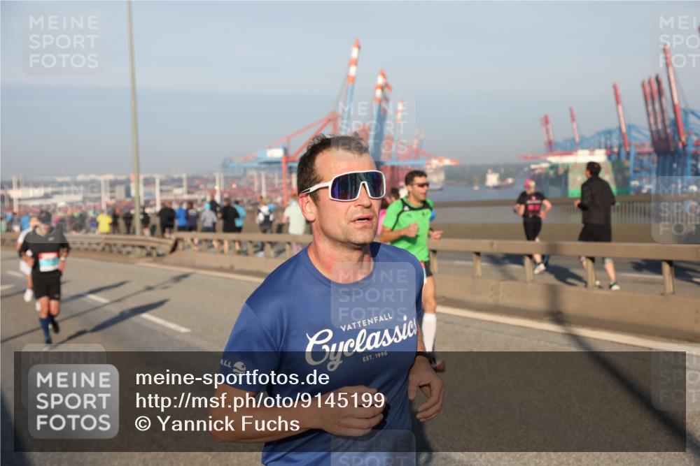 03.10.2025 - Köhlbrandbrückenlauf Yannick Fuchs http://msf.ph/oto/9145199 03.10.2025 08:34:16 Position 2  meine-sportfotos.de
