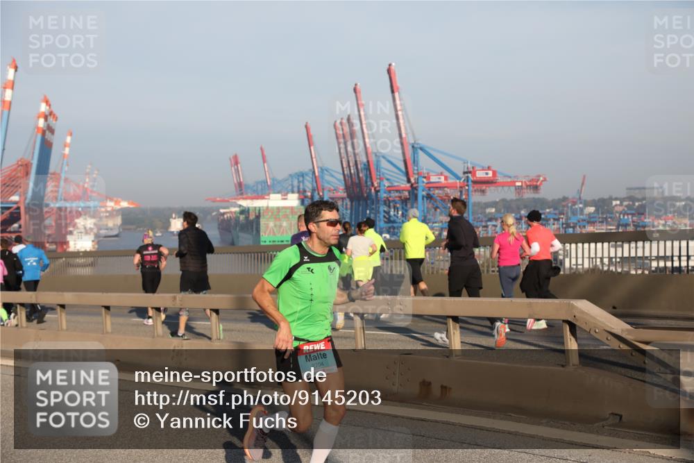 03.10.2025 - Köhlbrandbrückenlauf Yannick Fuchs http://msf.ph/oto/9145203 03.10.2025 08:34:17 Position 2 2704 meine-sportfotos.de