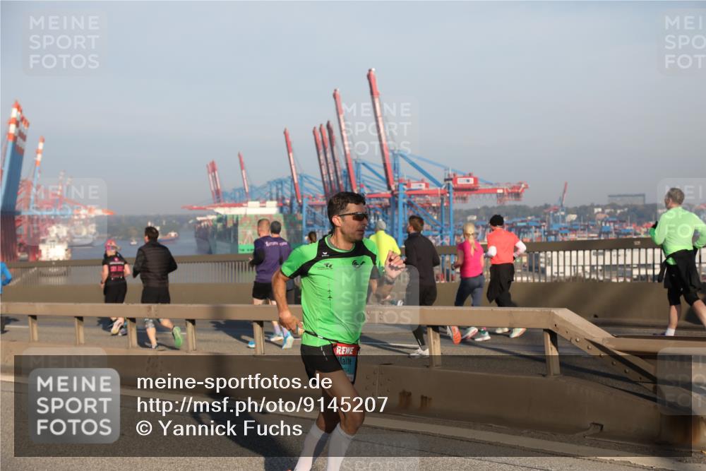 03.10.2025 - Köhlbrandbrückenlauf Yannick Fuchs http://msf.ph/oto/9145207 03.10.2025 08:34:17 Position 2  meine-sportfotos.de