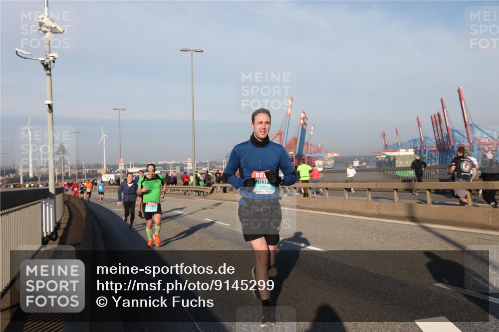 03.10.2025 - Köhlbrandbrückenlauf Yannick Fuchs http://msf.ph/oto/9145299 03.10.2025 08:34:30 Position 2 1016 meine-sportfotos.de