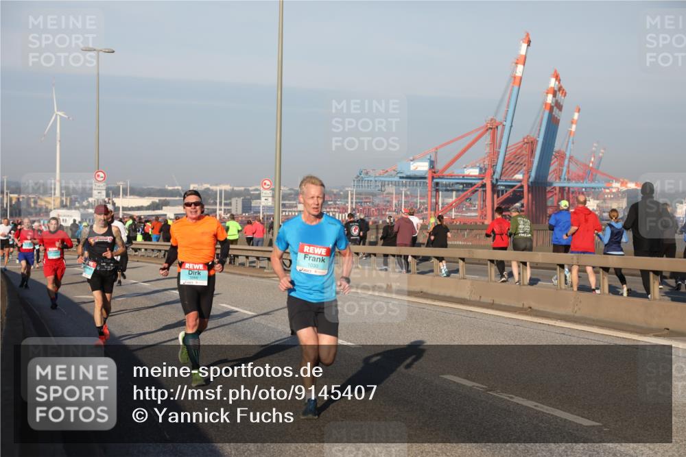 03.10.2025 - Köhlbrandbrückenlauf Yannick Fuchs http://msf.ph/oto/9145407 03.10.2025 08:34:39 Position 2 1030 meine-sportfotos.de