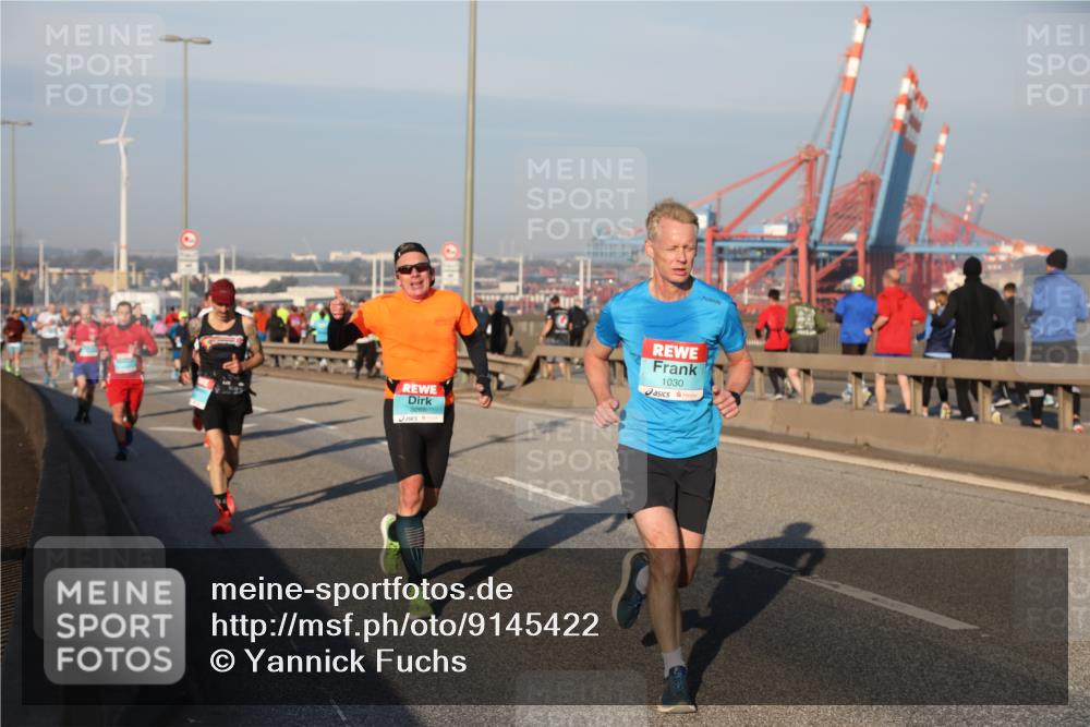03.10.2025 - Köhlbrandbrückenlauf Yannick Fuchs http://msf.ph/oto/9145422 03.10.2025 08:34:40 Position 2 1030 meine-sportfotos.de