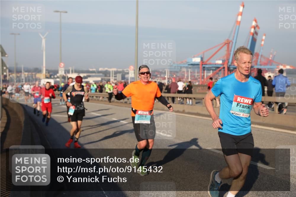 03.10.2025 - Köhlbrandbrückenlauf Yannick Fuchs http://msf.ph/oto/9145432 03.10.2025 08:34:40 Position 2 3066, 1030 meine-sportfotos.de