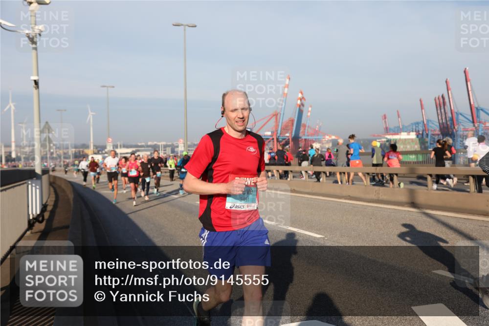 03.10.2025 - Köhlbrandbrückenlauf Yannick Fuchs http://msf.ph/oto/9145555 03.10.2025 08:34:48 Position 2 3491 meine-sportfotos.de