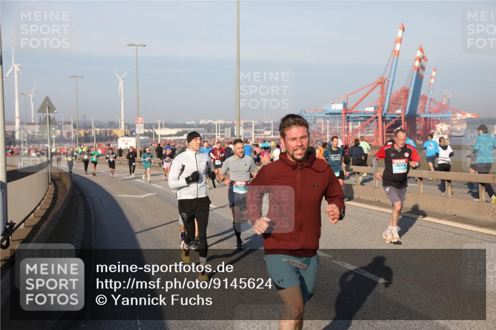 03.10.2025 - Köhlbrandbrückenlauf Yannick Fuchs http://msf.ph/oto/9145624 03.10.2025 08:34:56 Position 2 1000 meine-sportfotos.de