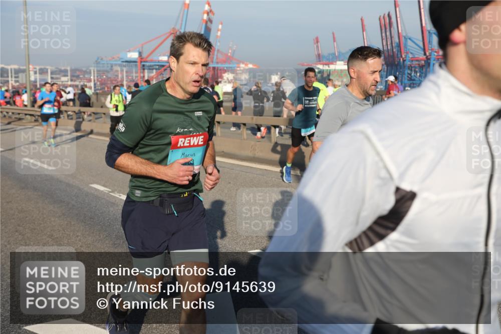 03.10.2025 - Köhlbrandbrückenlauf Yannick Fuchs http://msf.ph/oto/9145639 03.10.2025 08:34:59 Position 2 03 meine-sportfotos.de