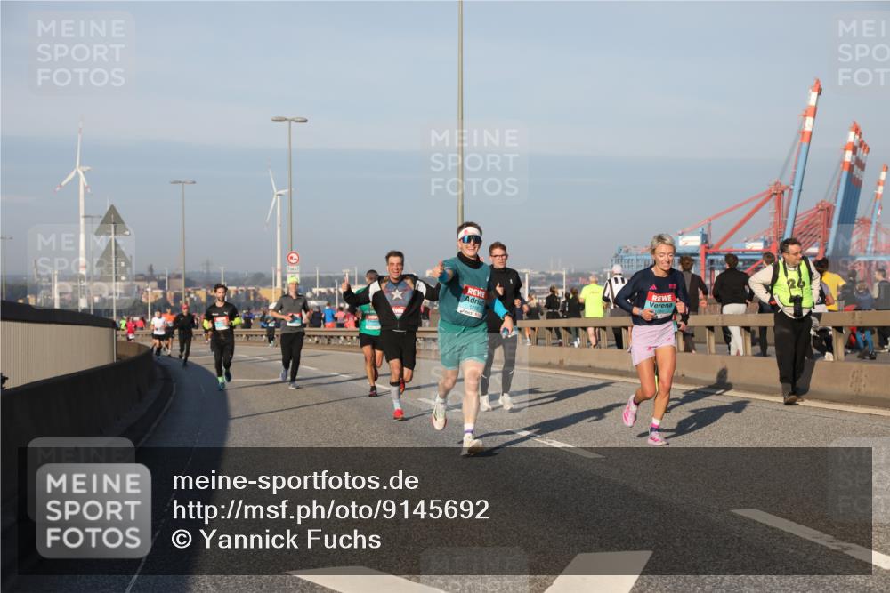 03.10.2025 - Köhlbrandbrückenlauf Yannick Fuchs http://msf.ph/oto/9145692 03.10.2025 08:35:05 Position 2 1086 meine-sportfotos.de