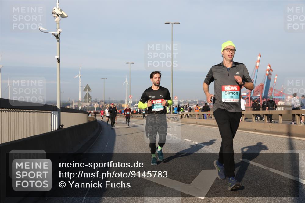03.10.2025 - Köhlbrandbrückenlauf Yannick Fuchs http://msf.ph/oto/9145783 03.10.2025 08:35:11 Position 2 1224, 1103 meine-sportfotos.de