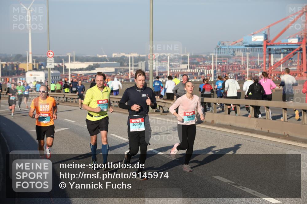 03.10.2025 - Köhlbrandbrückenlauf Yannick Fuchs http://msf.ph/oto/9145974 03.10.2025 08:35:37 Position 2 1083, 1251, 3136 meine-sportfotos.de