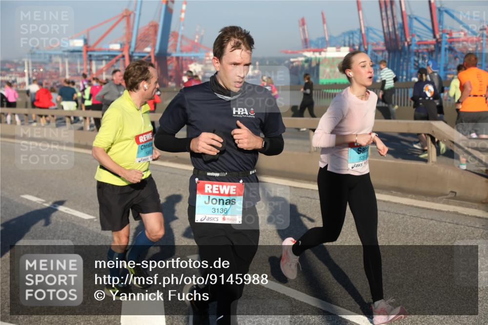 03.10.2025 - Köhlbrandbrückenlauf Yannick Fuchs http://msf.ph/oto/9145988 03.10.2025 08:35:40 Position 2 1083, 1251, 3136 meine-sportfotos.de