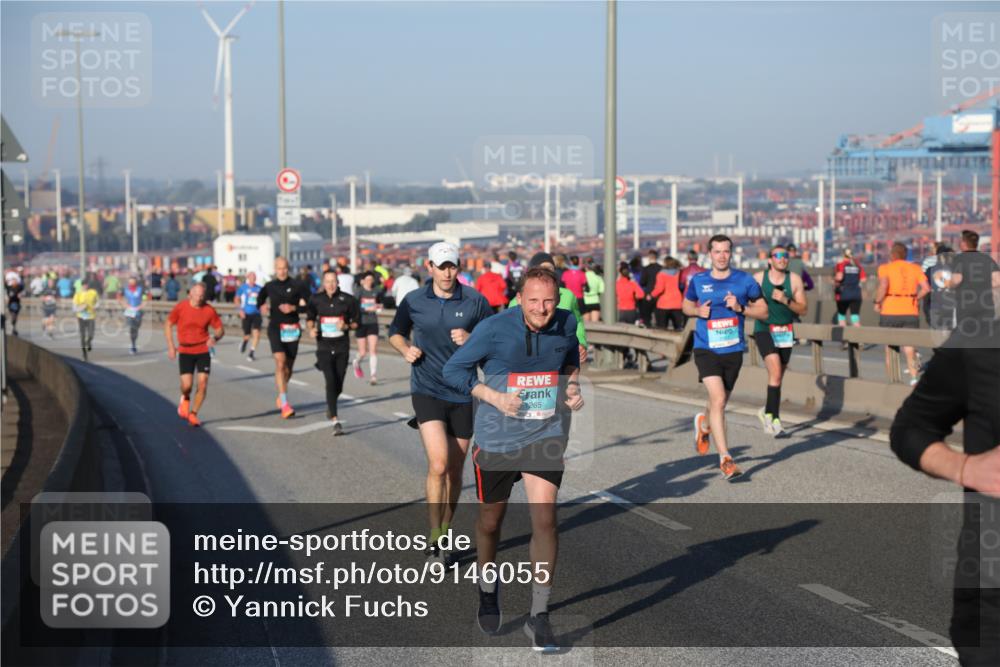 03.10.2025 - Köhlbrandbrückenlauf Yannick Fuchs http://msf.ph/oto/9146055 03.10.2025 08:35:47 Position 2 1265 meine-sportfotos.de