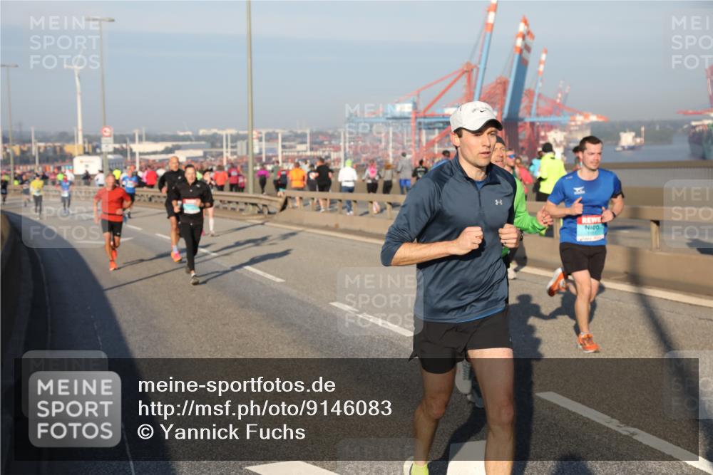03.10.2025 - Köhlbrandbrückenlauf Yannick Fuchs http://msf.ph/oto/9146083 03.10.2025 08:35:51 Position 2  meine-sportfotos.de