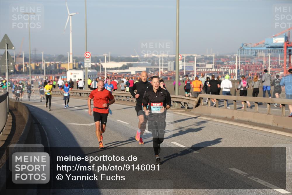 03.10.2025 - Köhlbrandbrückenlauf Yannick Fuchs http://msf.ph/oto/9146091 03.10.2025 08:35:51 Position 2 1261 meine-sportfotos.de