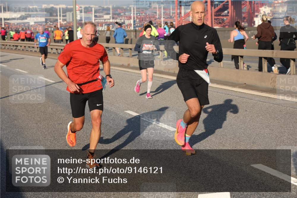 03.10.2025 - Köhlbrandbrückenlauf Yannick Fuchs http://msf.ph/oto/9146121 03.10.2025 08:35:55 Position 2  meine-sportfotos.de
