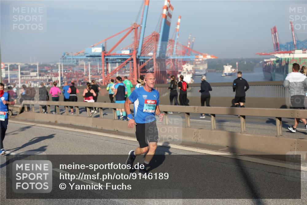 03.10.2025 - Köhlbrandbrückenlauf Yannick Fuchs http://msf.ph/oto/9146189 03.10.2025 08:36:01 Position 2 3079 meine-sportfotos.de