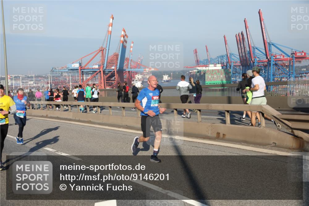 03.10.2025 - Köhlbrandbrückenlauf Yannick Fuchs http://msf.ph/oto/9146201 03.10.2025 08:36:02 Position 2  meine-sportfotos.de