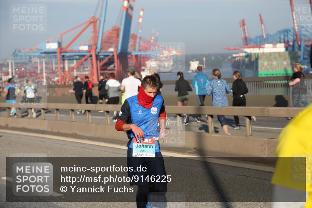 03.10.2025 - Köhlbrandbrückenlauf Yannick Fuchs http://msf.ph/oto/9146225 03.10.2025 08:36:04 Position 2 0, 2955 meine-sportfotos.de