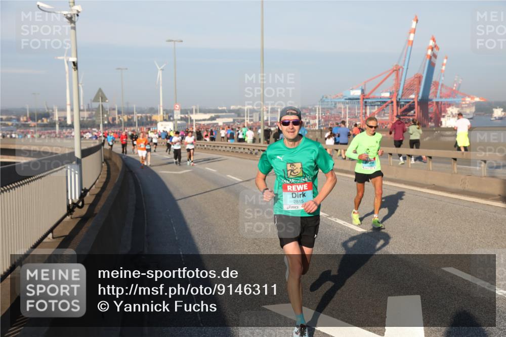 03.10.2025 - Köhlbrandbrückenlauf Yannick Fuchs http://msf.ph/oto/9146311 03.10.2025 08:36:12 Position 2 2815 meine-sportfotos.de