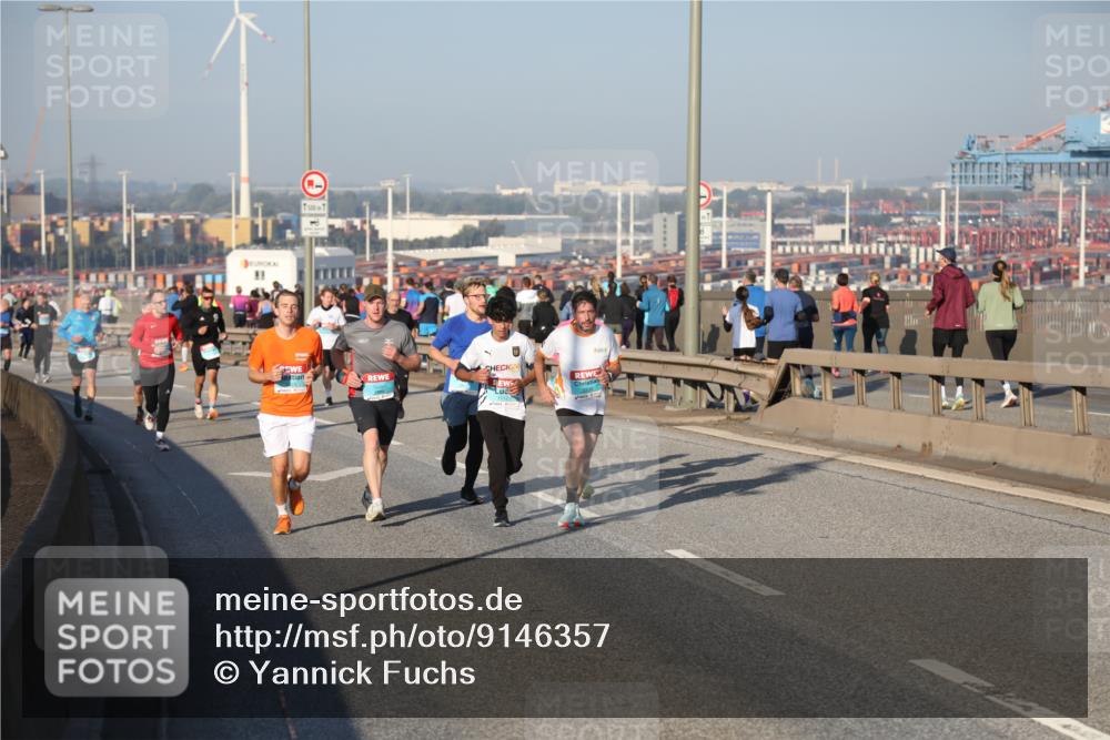 03.10.2025 - Köhlbrandbrückenlauf Yannick Fuchs http://msf.ph/oto/9146357 03.10.2025 08:36:16 Position 2 500, 1 meine-sportfotos.de