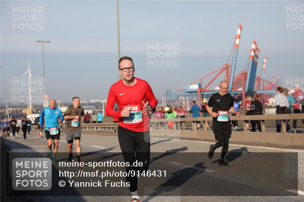 03.10.2025 - Köhlbrandbrückenlauf Yannick Fuchs http://msf.ph/oto/9146431 03.10.2025 08:36:25 Position 2 1107, 20 meine-sportfotos.de