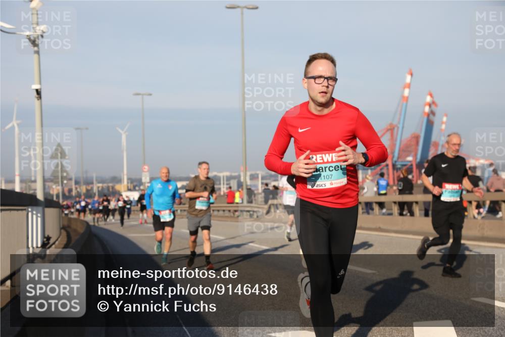 03.10.2025 - Köhlbrandbrückenlauf Yannick Fuchs http://msf.ph/oto/9146438 03.10.2025 08:36:26 Position 2 1107, 96 meine-sportfotos.de