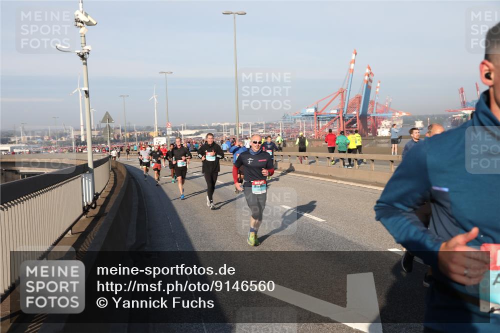 03.10.2025 - Köhlbrandbrückenlauf Yannick Fuchs http://msf.ph/oto/9146560 03.10.2025 08:36:43 Position 2  meine-sportfotos.de