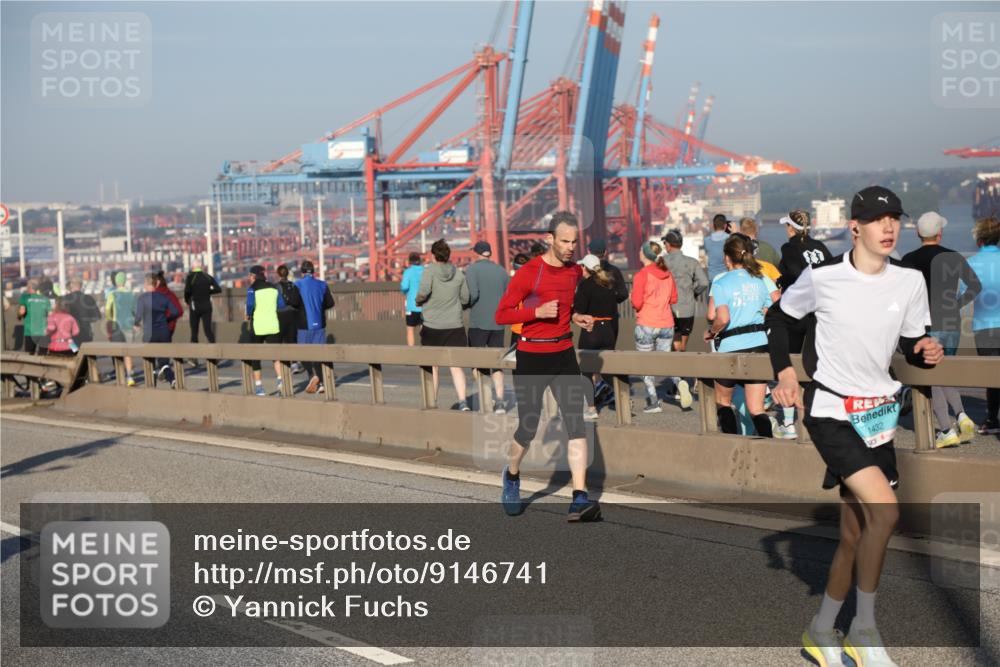 03.10.2025 - Köhlbrandbrückenlauf Yannick Fuchs http://msf.ph/oto/9146741 03.10.2025 08:37:00 Position 2 1432 meine-sportfotos.de