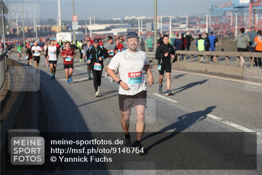 03.10.2025 - Köhlbrandbrückenlauf Yannick Fuchs http://msf.ph/oto/9146754 03.10.2025 08:37:01 Position 2 1271 meine-sportfotos.de