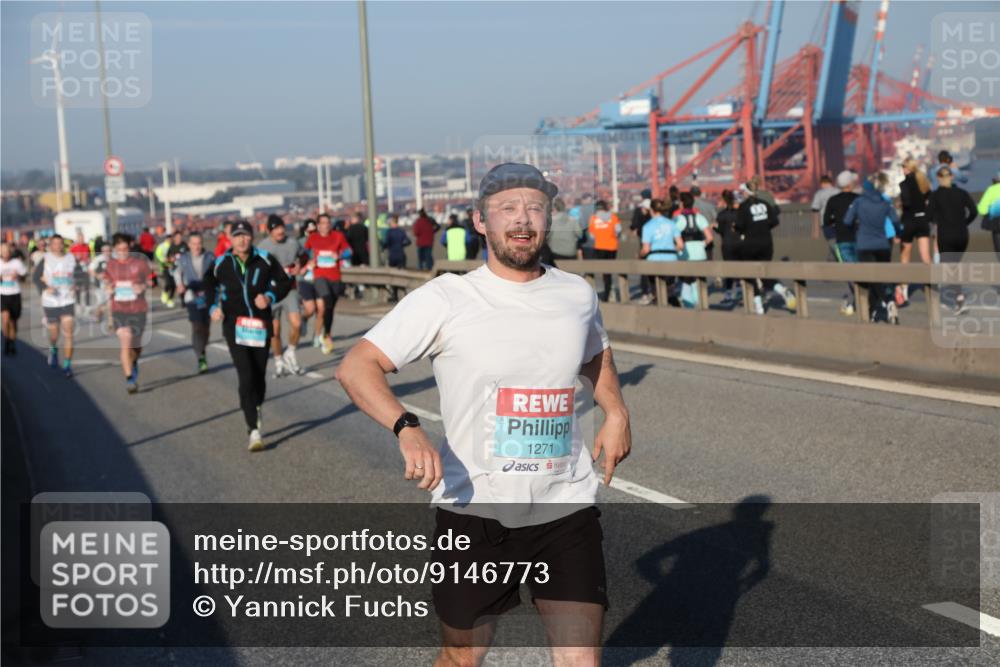 03.10.2025 - Köhlbrandbrückenlauf Yannick Fuchs http://msf.ph/oto/9146773 03.10.2025 08:37:02 Position 2 1271 meine-sportfotos.de