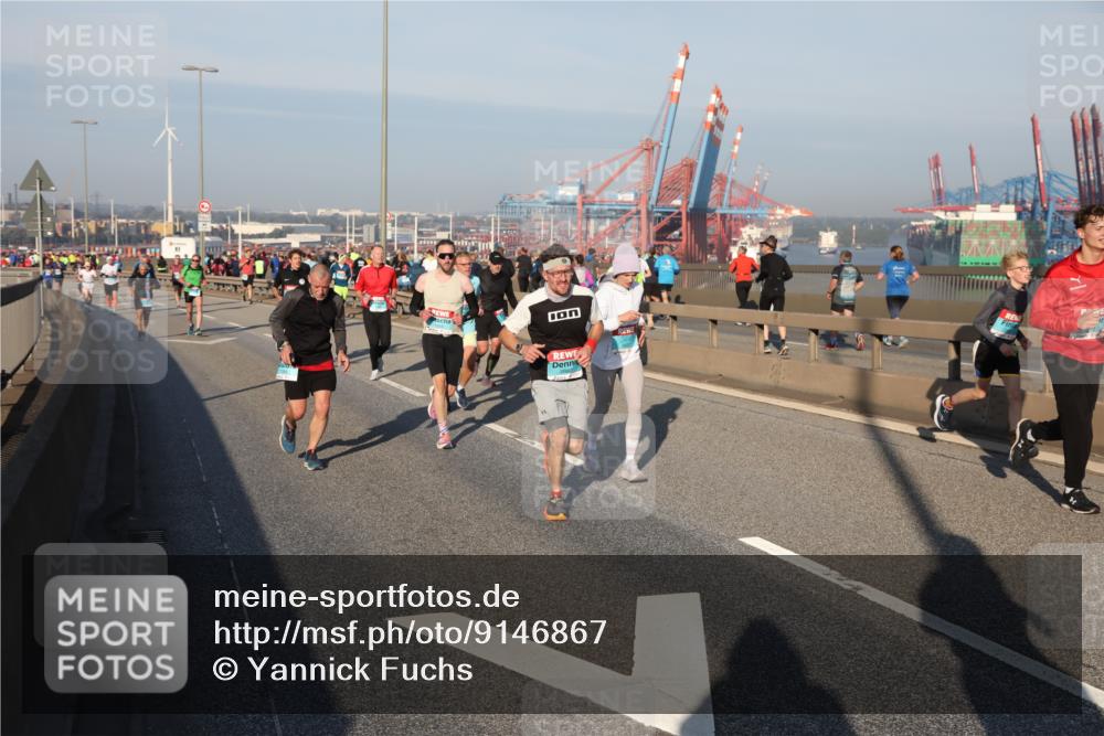 03.10.2025 - Köhlbrandbrückenlauf Yannick Fuchs http://msf.ph/oto/9146867 03.10.2025 08:37:13 Position 2  meine-sportfotos.de