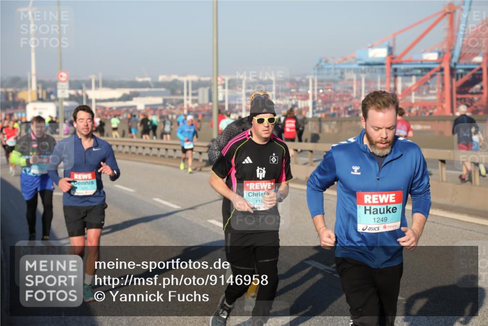 03.10.2025 - Köhlbrandbrückenlauf Yannick Fuchs http://msf.ph/oto/9146958 03.10.2025 08:37:29 Position 2 1405, 110, 1249 meine-sportfotos.de