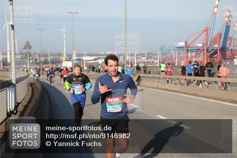 03.10.2025 - Köhlbrandbrückenlauf Yannick Fuchs http://msf.ph/oto/9146982 03.10.2025 08:37:31 Position 2 1405 meine-sportfotos.de