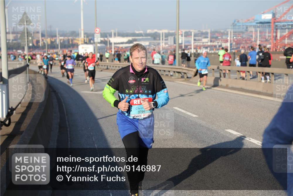 03.10.2025 - Köhlbrandbrückenlauf Yannick Fuchs http://msf.ph/oto/9146987 03.10.2025 08:37:32 Position 2 3794 meine-sportfotos.de