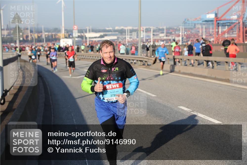 03.10.2025 - Köhlbrandbrückenlauf Yannick Fuchs http://msf.ph/oto/9146990 03.10.2025 08:37:32 Position 2 3794 meine-sportfotos.de