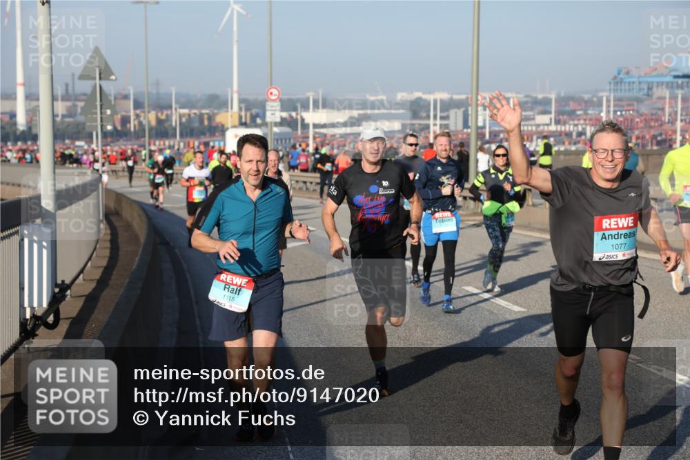 03.10.2025 - Köhlbrandbrückenlauf Yannick Fuchs http://msf.ph/oto/9147020 03.10.2025 08:37:46 Position 2 1115, 1077 meine-sportfotos.de