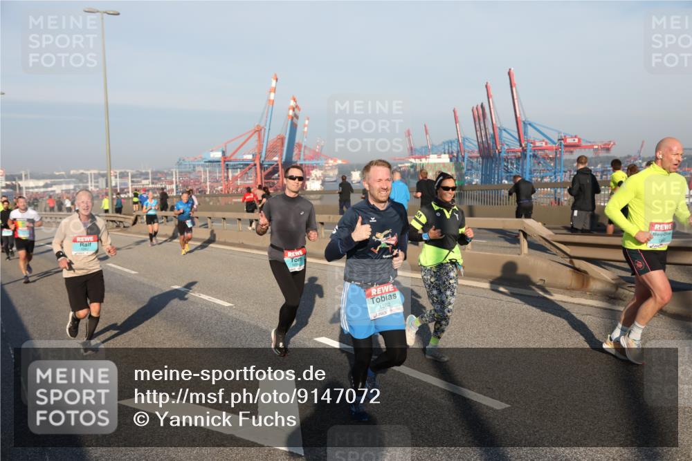 03.10.2025 - Köhlbrandbrückenlauf Yannick Fuchs http://msf.ph/oto/9147072 03.10.2025 08:37:50 Position 2 1262 meine-sportfotos.de