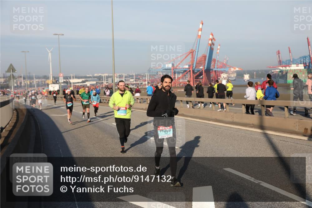03.10.2025 - Köhlbrandbrückenlauf Yannick Fuchs http://msf.ph/oto/9147132 03.10.2025 08:37:56 Position 2 1279 meine-sportfotos.de