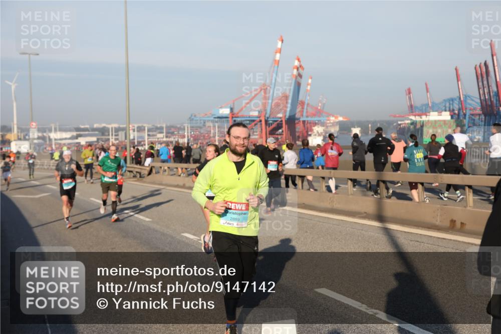 03.10.2025 - Köhlbrandbrückenlauf Yannick Fuchs http://msf.ph/oto/9147142 03.10.2025 08:37:57 Position 2 2889, 1111 meine-sportfotos.de