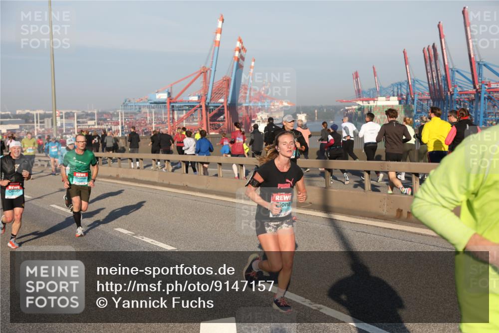 03.10.2025 - Köhlbrandbrückenlauf Yannick Fuchs http://msf.ph/oto/9147157 03.10.2025 08:37:59 Position 2 14 meine-sportfotos.de