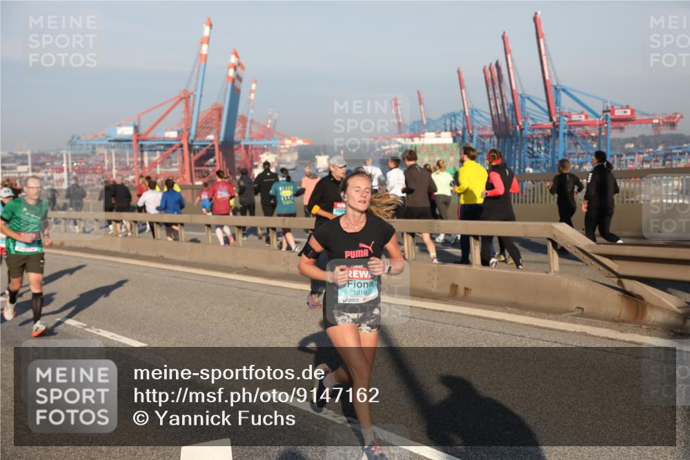 03.10.2025 - Köhlbrandbrückenlauf Yannick Fuchs http://msf.ph/oto/9147162 03.10.2025 08:37:59 Position 2 1018 meine-sportfotos.de