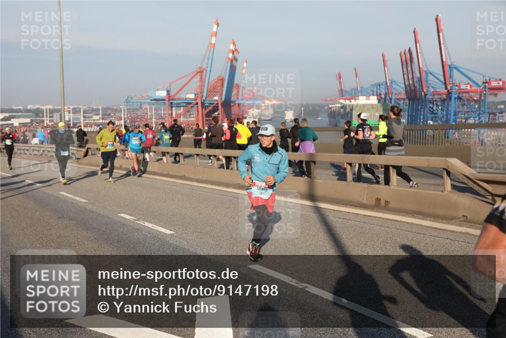 03.10.2025 - Köhlbrandbrückenlauf Yannick Fuchs http://msf.ph/oto/9147198 03.10.2025 08:38:02 Position 2  meine-sportfotos.de