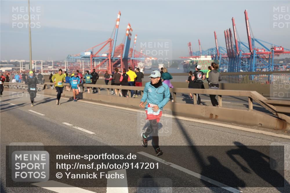 03.10.2025 - Köhlbrandbrückenlauf Yannick Fuchs http://msf.ph/oto/9147201 03.10.2025 08:38:02 Position 2  meine-sportfotos.de