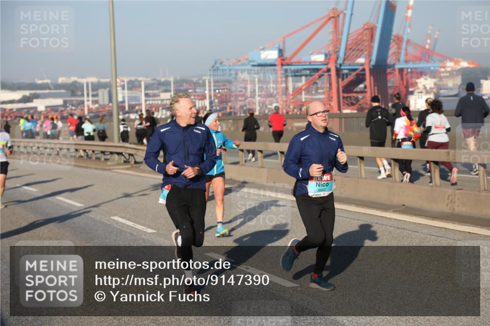 03.10.2025 - Köhlbrandbrückenlauf Yannick Fuchs http://msf.ph/oto/9147390 03.10.2025 08:38:24 Position 2 3650 meine-sportfotos.de