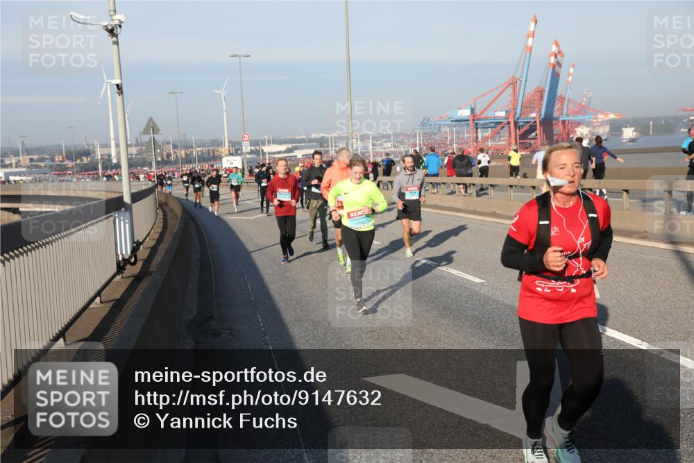 03.10.2025 - Köhlbrandbrückenlauf Yannick Fuchs http://msf.ph/oto/9147632 03.10.2025 08:38:45 Position 2  meine-sportfotos.de
