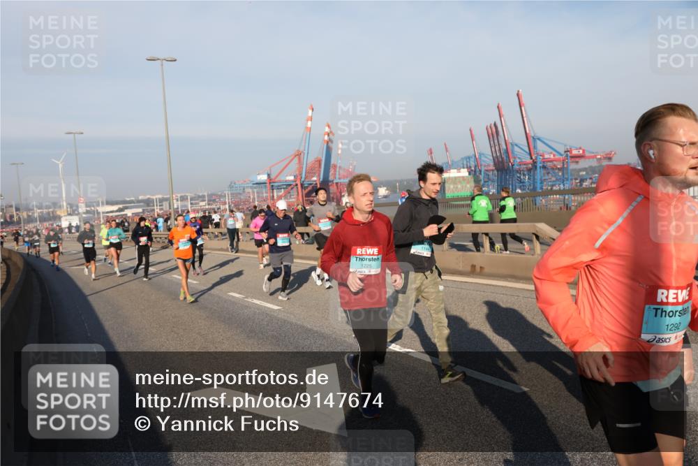 03.10.2025 - Köhlbrandbrückenlauf Yannick Fuchs http://msf.ph/oto/9147674 03.10.2025 08:38:49 Position 2 1225, 1292 meine-sportfotos.de